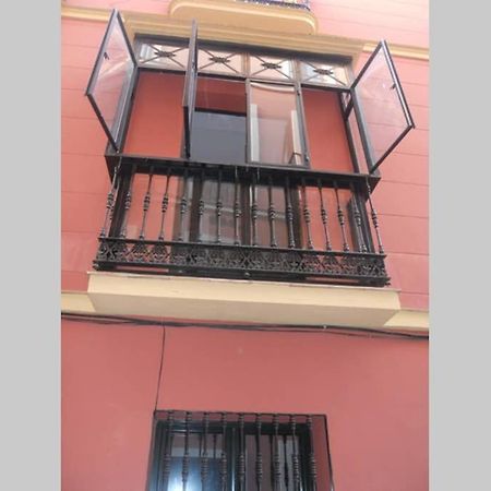 Cheap & Chic In The Center Of Sevilla Ngoại thất bức ảnh